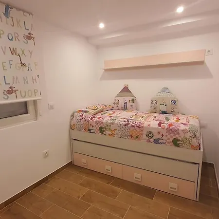 Hyp - A Casa Da Fina *